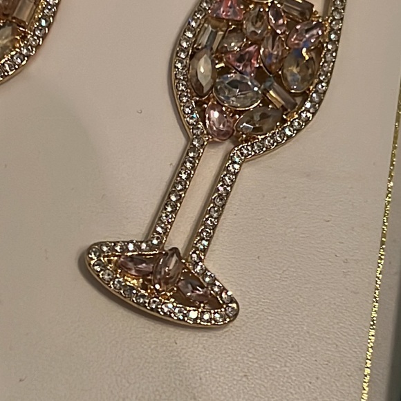 Bubbly Dangle Earrings by Christian Siriano- Champagne Prosecco Bling - Picture 4 of 5